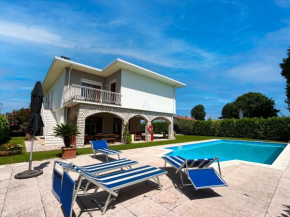 Villa Marina - Risveglio Vista Lago con Piscina San Martino Della Battaglia
